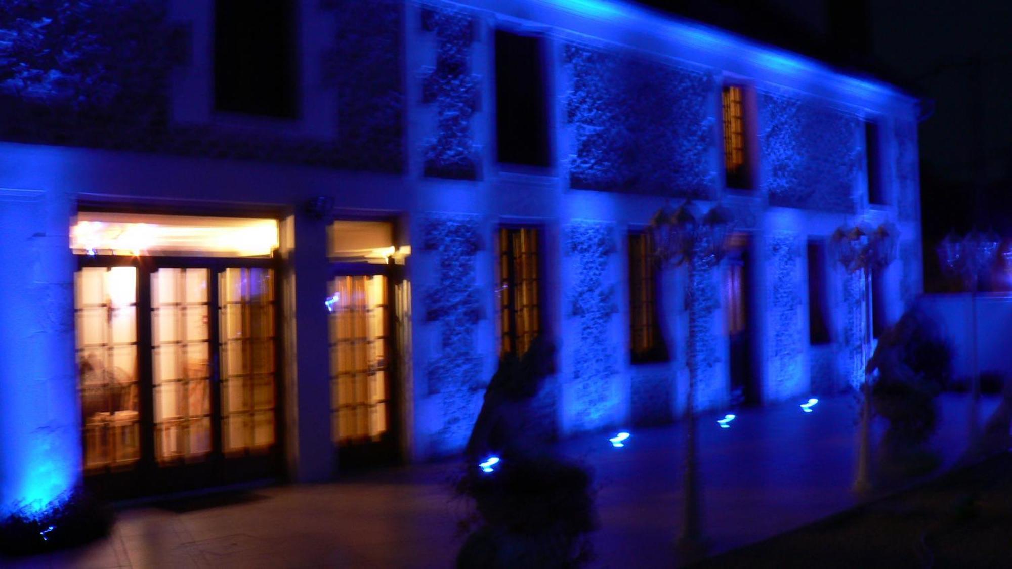 Bed and Breakfast Le Manoir Des Chapelles Venoy Экстерьер фото