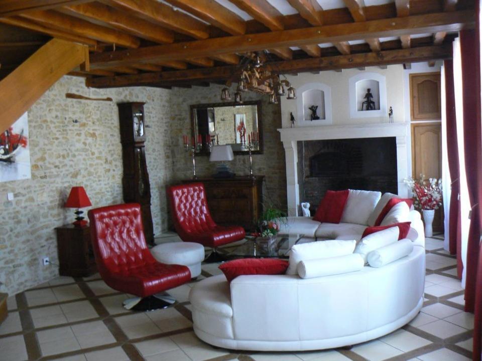 Bed and Breakfast Le Manoir Des Chapelles Venoy Экстерьер фото